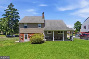 2914 Denise Rd, Norristown, PA 19403 - Photo 2