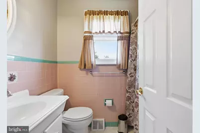 2914 Denise Rd, Norristown, PA 19403 - Photo 22