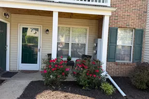 1613 Rosewood Ct, Pottstown, PA 19464 - Photo 2