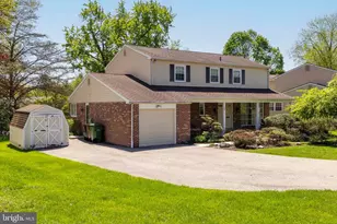 25 Powers Pl, Dresher, PA 19025 - Photo 1