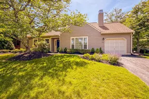 239 Copper Beech Dr, Blue Bell, PA 19422 - Photo 4