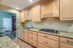 239 Copper Beech Dr, Blue Bell, PA 19422 - Photo 10