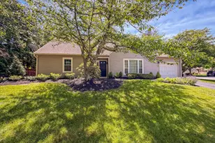 239 Copper Beech Dr, Blue Bell, PA 19422 - Photo 2