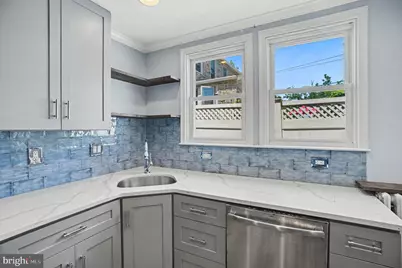 210 E 11th Avenue, Conshohocken, PA 19428 - Photo 16