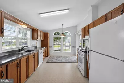 24 Longwood Court E, Harleysville, PA 19438 - Photo 12