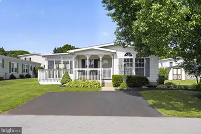 24 Longwood Court E, Harleysville, PA 19438 - Photo 2