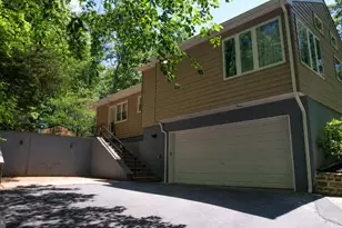 2115 Willow Brook Dr, Huntingdon Valley, PA 19006 - Photo 4