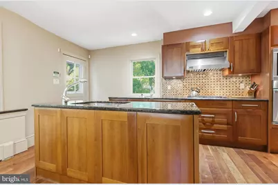 8210 Fairview Road, Elkins Park, PA 19027 - Photo 10