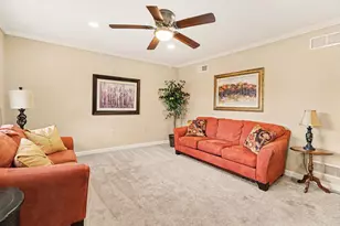 12 Ludwig Ln, Pottstown, PA 19464 - Photo 4