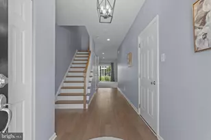 403 Ridgewood Dr, Royersford, PA 19468 - Photo 2