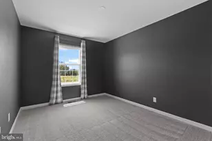 403 Ridgewood Dr, Royersford, PA 19468 - Photo 14