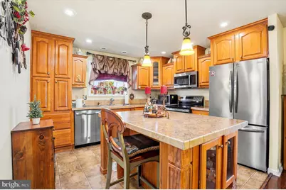 308 Meadow Court, North Wales, PA 19454 - Photo 4
