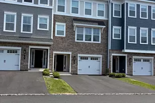 4 Turf Ct, Royersford, PA 19468 - Photo 1