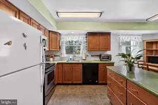 712 Meadowlark Rd, Norristown, PA 19403 - Photo 8