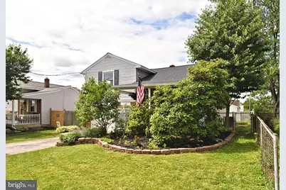 189 Anthony Wayne Dr., Pottstown, PA 19464 - Photo 2
