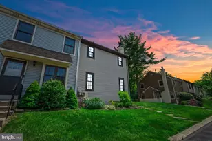 110 Rutledge Ct, North Wales, PA 19454 - Photo 2