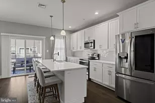 428 Hurst St, Bridgeport, PA 19405 - Photo 12