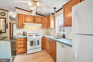 1106 J F K Dr, North Wales, PA 19454 - Photo 12