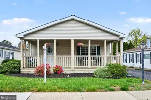 1106 J F K Dr, North Wales, PA 19454 - Photo 4