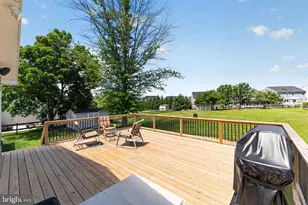 2519 Jane Ln, Gilbertsville, PA 19525 - Photo 4