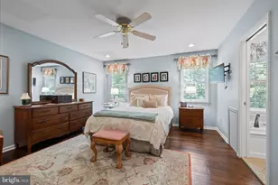 147 Azalea Cir, Royersford, PA 19468 - Photo 14