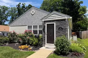 2131 Curtis Ave, Abington, PA 19001 - Photo 4