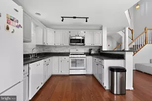 147 Timothy Cir, Wayne, PA 19087 - Photo 4