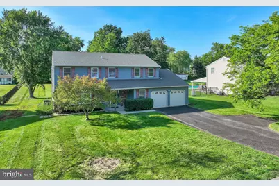 672 Brighton Drive, Hatfield, PA 19440 - Photo 2