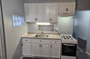 812 Kohn St, Norristown, PA 19401 - Photo 4