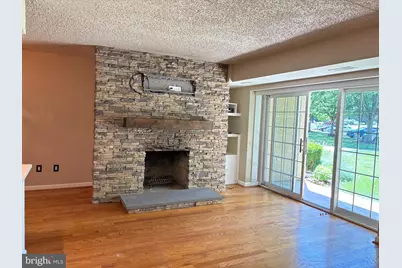 801 Deer Run, Norristown, PA 19403 - Photo 2