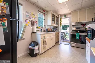 113 Penn St, Pennsburg, PA 18073 - Photo 8