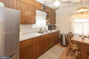 120 W 8th St, Pottstown, PA 19464 - Photo 12