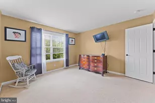 114 Lawrence Dr, Gilbertsville, PA 19525 - Photo 28