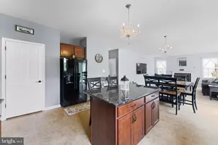 114 Lawrence Dr, Gilbertsville, PA 19525 - Photo 14