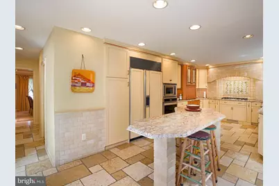 543 Foxglove Lane, Wynnewood, PA 19096 - Photo 14