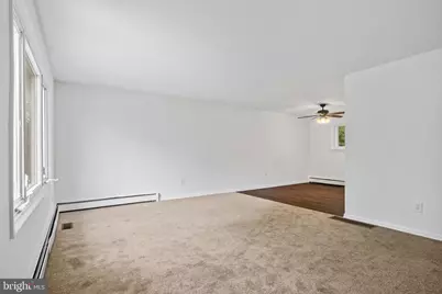 190 Maple Avenue, Belmont Hills, PA 19004 - Photo 8