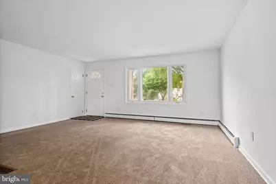 190 Maple Avenue, Belmont Hills, PA 19004 - Photo 12