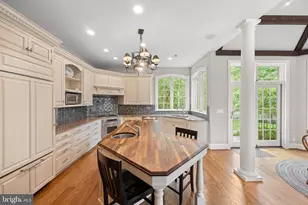 6 Wedgewood Dr, Blue Bell, PA 19422 - Photo 4