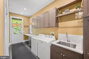 6 Wedgewood Dr, Blue Bell, PA 19422 - Photo 28