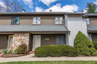 114 Pinecrest Ln, King of Prussia, PA 19406 - Photo 2