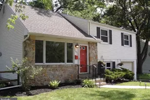 701 Abbey Ln, Lansdale, PA 19446 - Photo 1