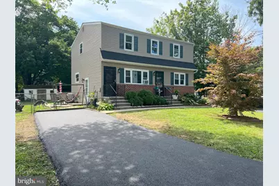 327 Garden Avenue, Horsham, PA 19044 - Photo 1
