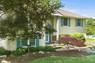 113 Acorn Pl, North Wales, PA 19454 - Photo 2