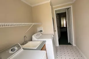 12 Longwood Ct W, Harleysville, PA 19438 - Photo 10