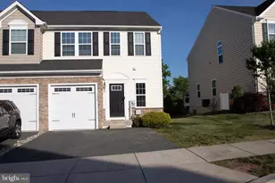 126 Kati Ct, Gilbertsville, PA 19525 - Photo 1