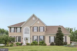 510 Hidden Ln, Gilbertsville, PA 19525 - Photo 2