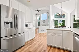 306 Dunwoody Dr, Blue Bell, PA 19422 - Photo 4