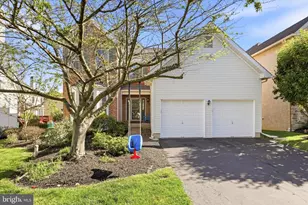 306 Dunwoody Dr, Blue Bell, PA 19422 - Photo 2