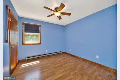 11 W 5th Avenue, Trappe, PA 19426 - Photo 18