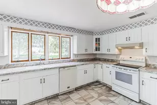 1425 N Line St, Lansdale, PA 19446 - Photo 14
